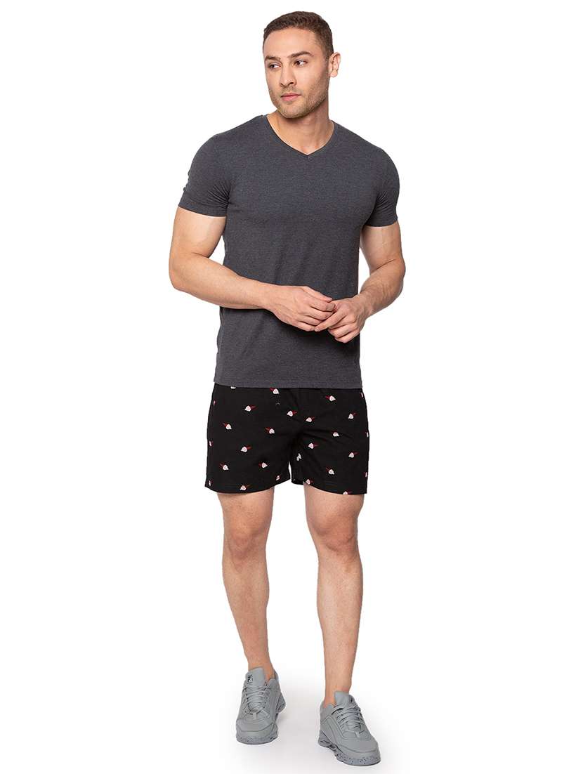 black printed short - 18294784 -  Standard Image - 3