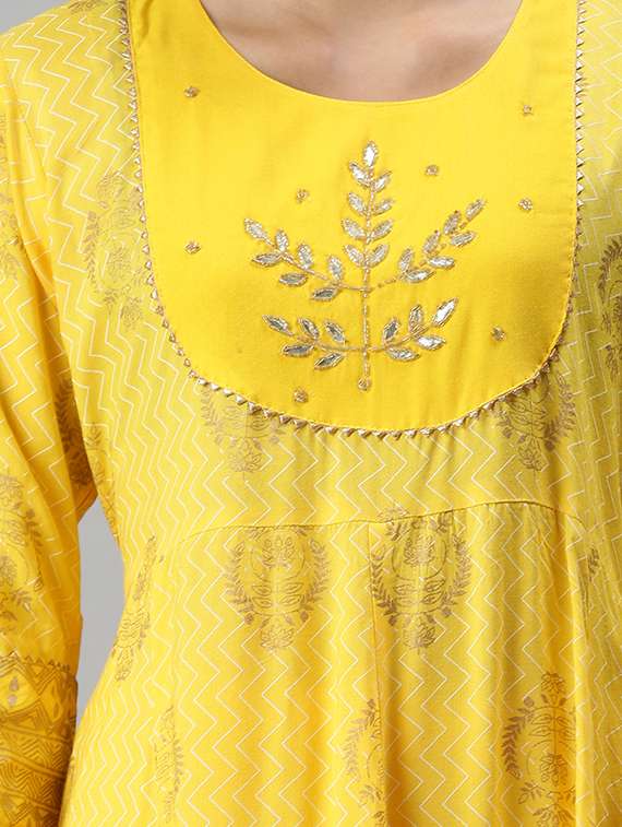 women printed kurta pant set with dupatta - 18294928 -  Standard Image - 3