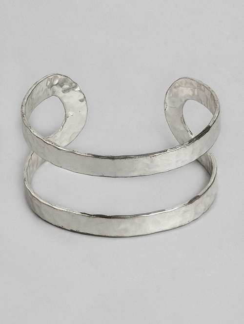 silver metal cuffs bracelet - 18300673 - Standard Image - 0