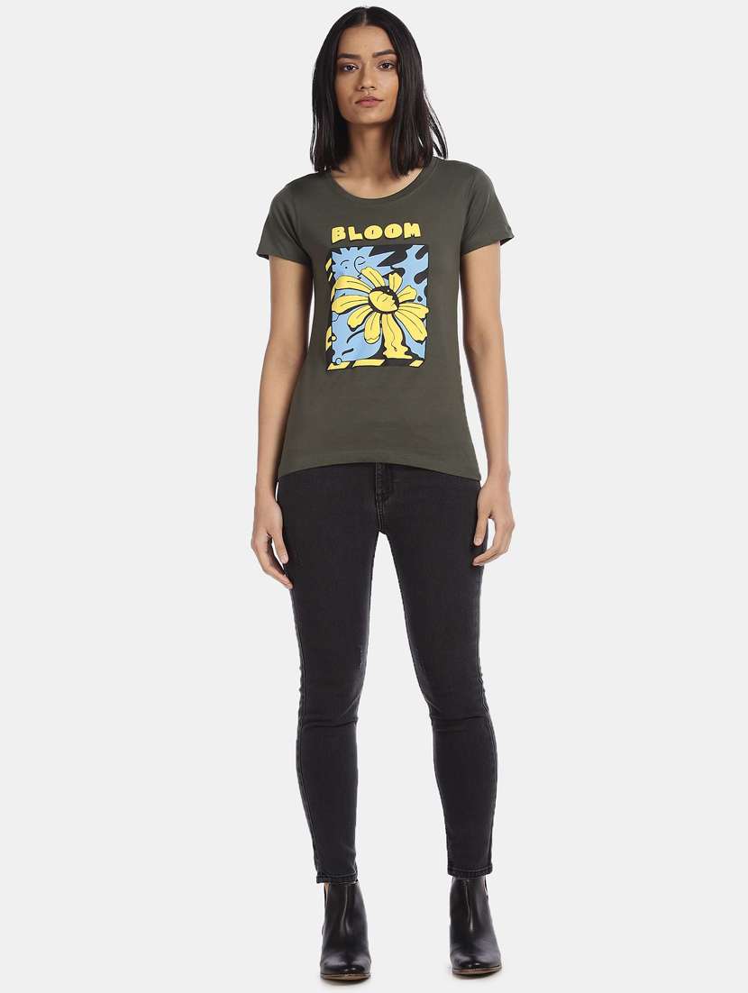 round neck graphic print t-shirt - 18301861 -  Standard Image - 3