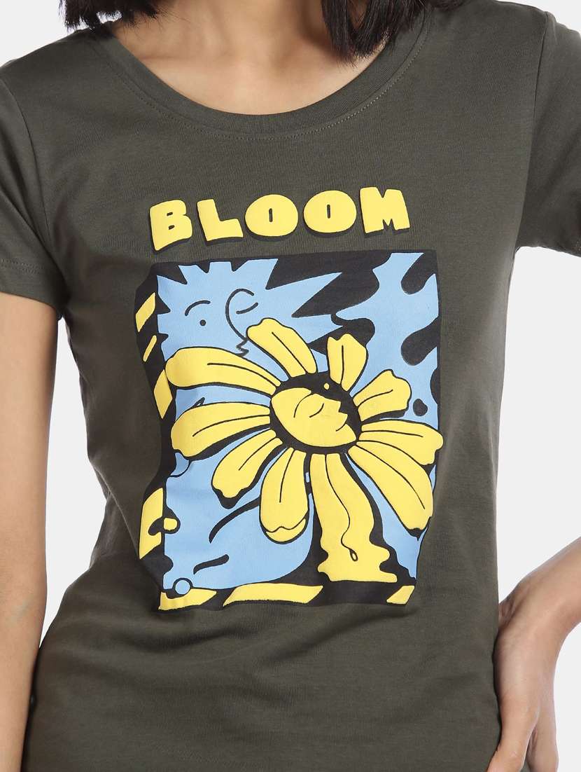 round neck graphic print t-shirt - 18301861 -  Standard Image - 5