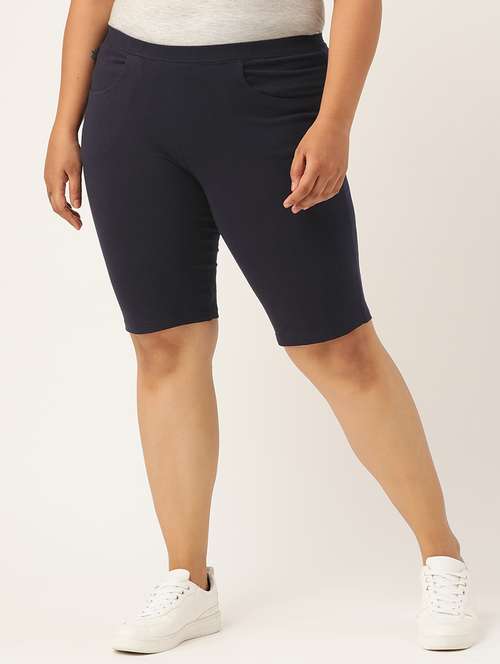 mid rise solid short - 18302710 -  Standard Image - 0