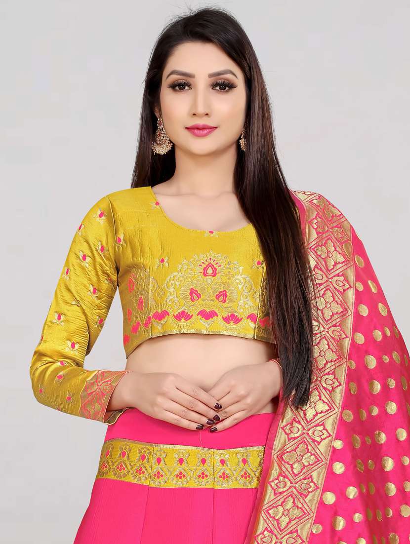 yellow banarasi flared lehenga - 18303056 - Standard Image - 3