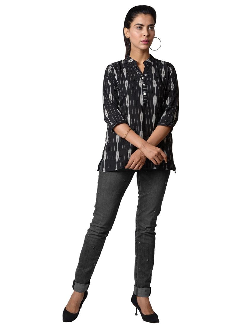 three quarter sleeved printed regular top - 18305283 - Standard Image - 3
