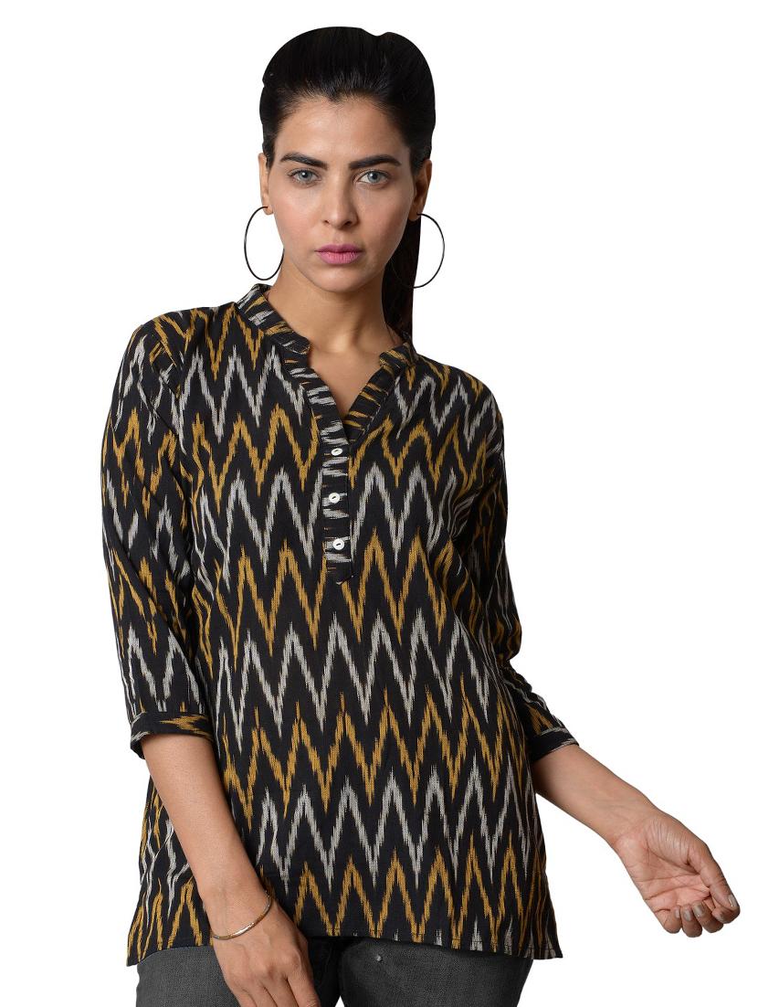 three quarter sleeved ikat printed regular top - 18305285 - Zoom Image - 0