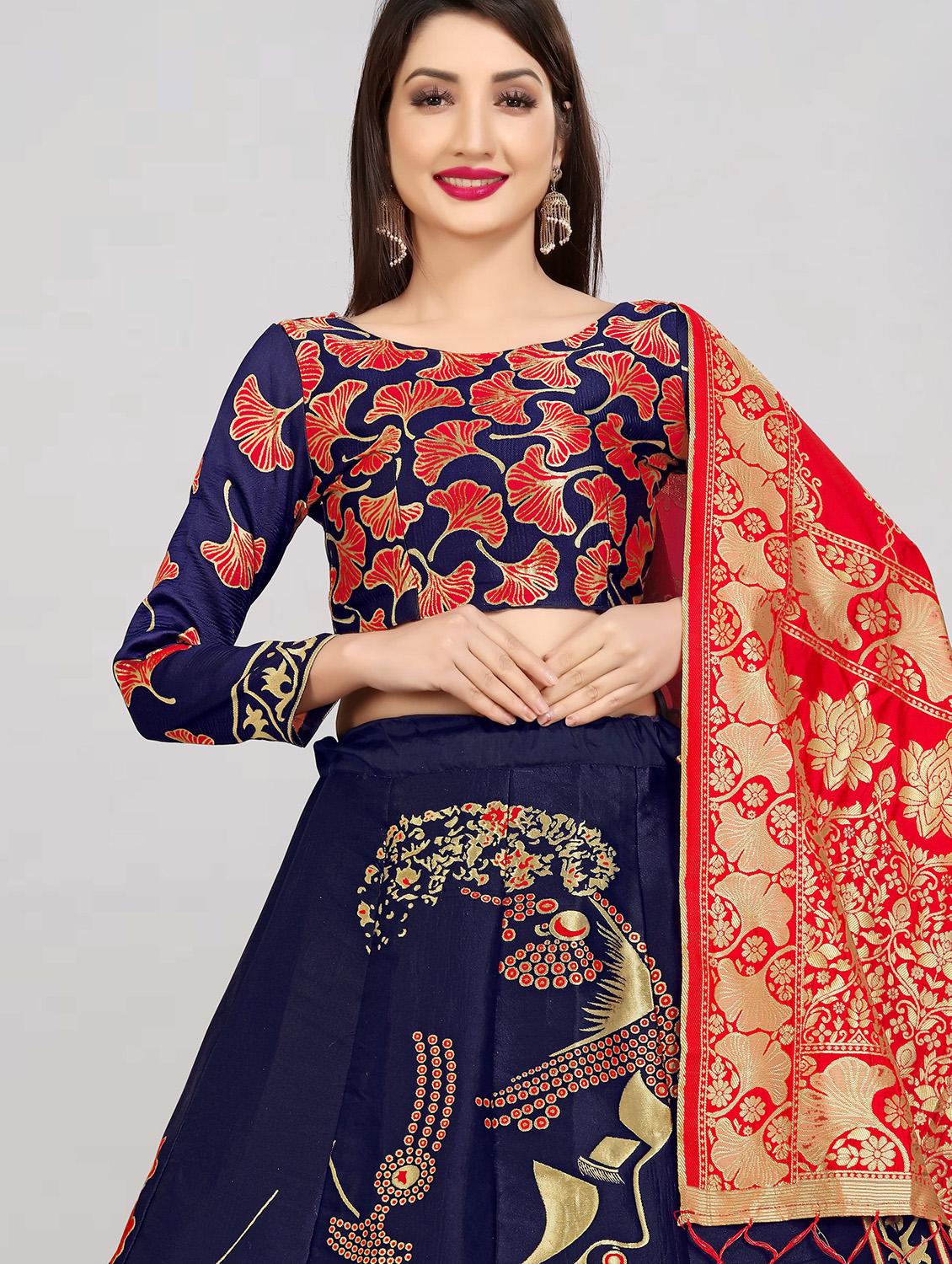 red banarasi flared lehenga - 18308569 - Standard Image - 3
