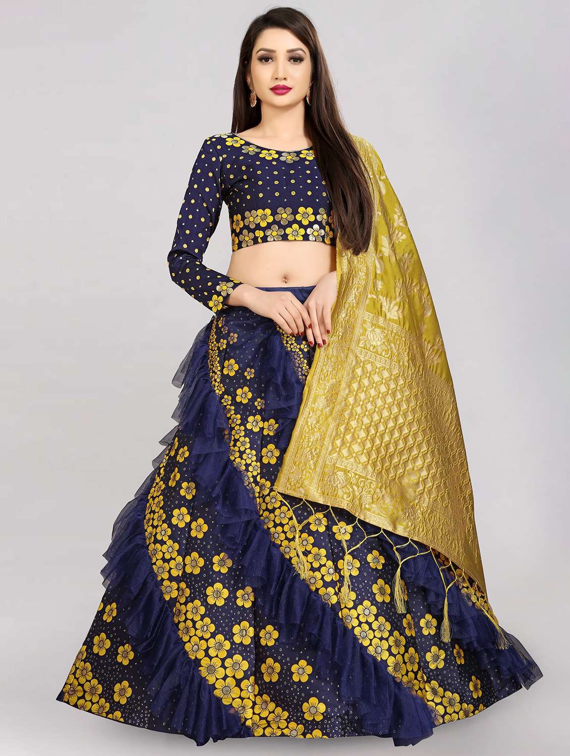yellow banarasi flared lehenga - 18309439 - Zoom Image - 0