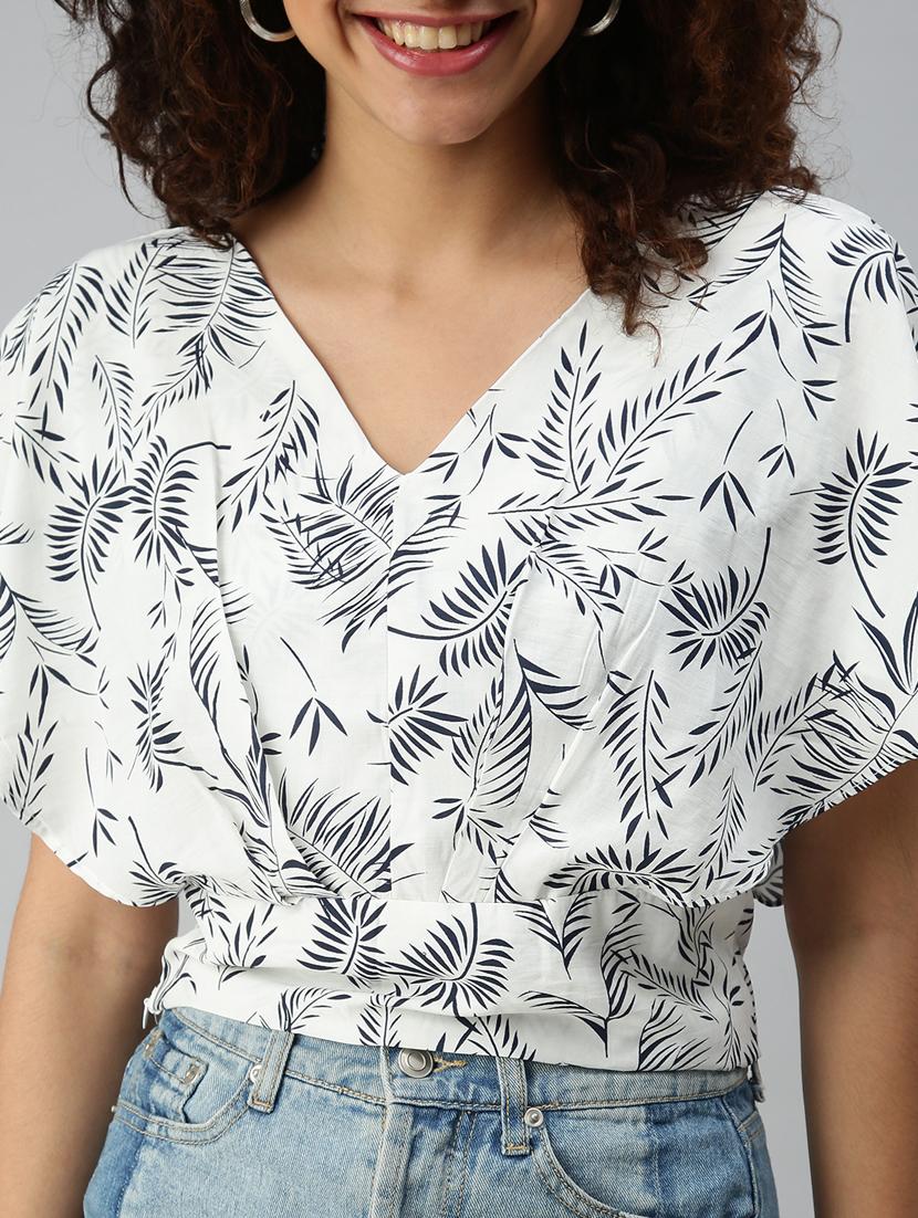 women's ruffle v neck top - 18310412 - Standard Image - 5