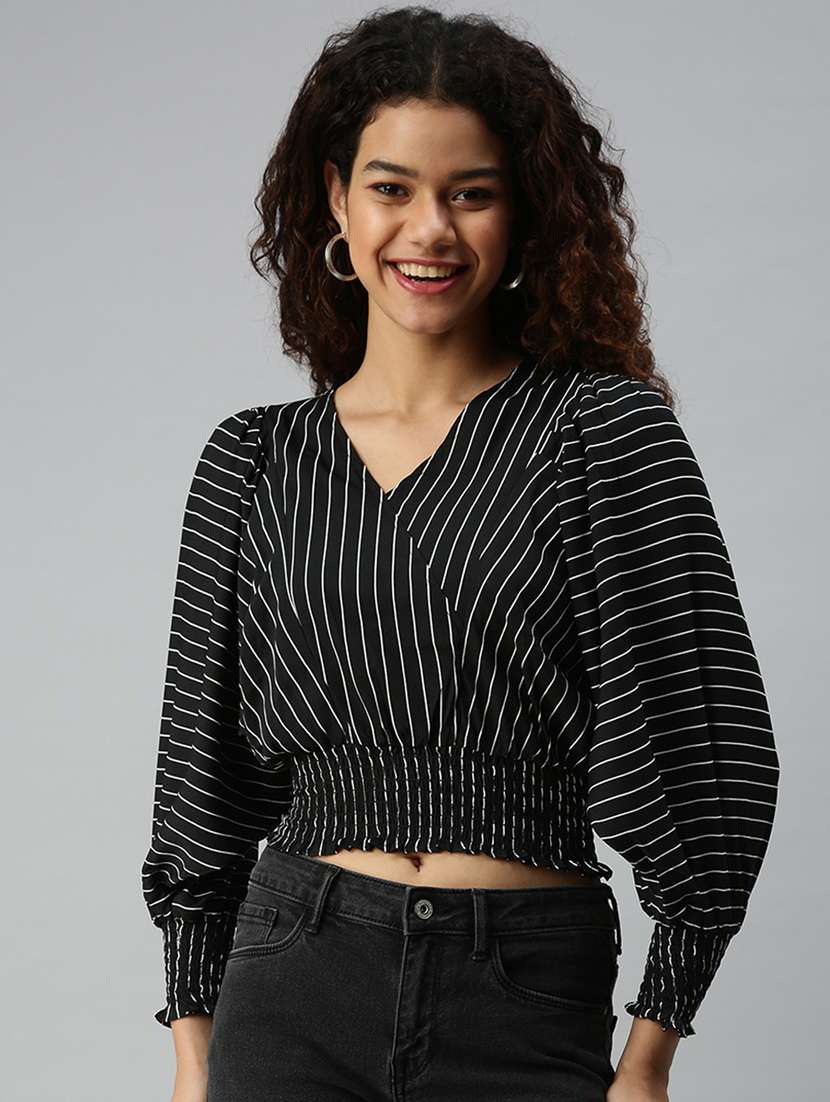 women's crop v neck top