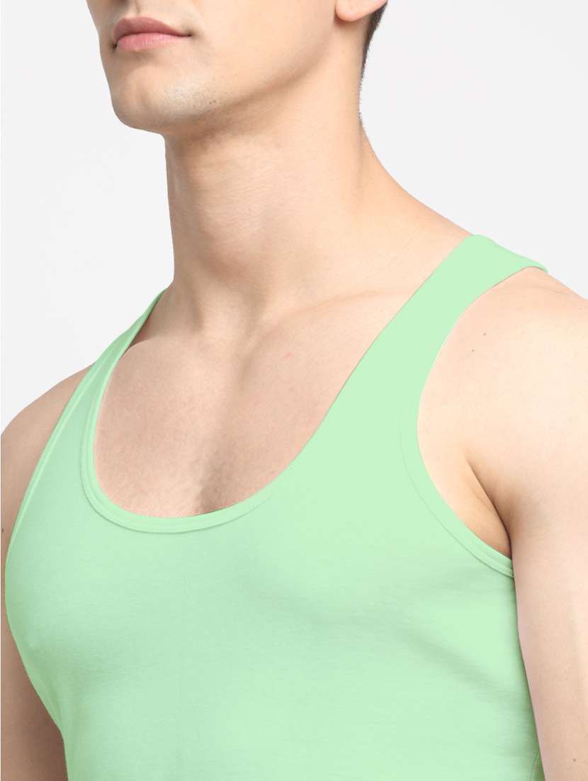 friskers vest