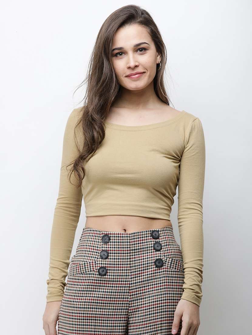 round neck solid crop top - 18314721 - Zoom Image - 0