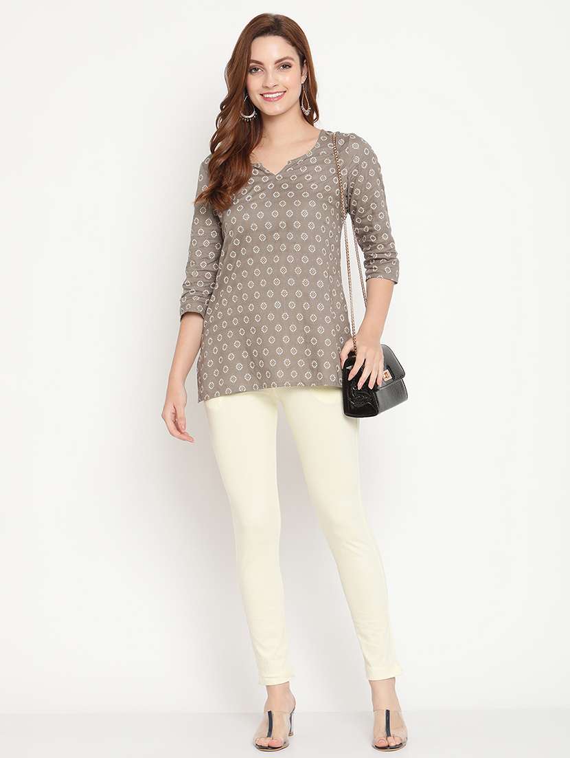 white cotton leggings - 18318961 -  Standard Image - 3