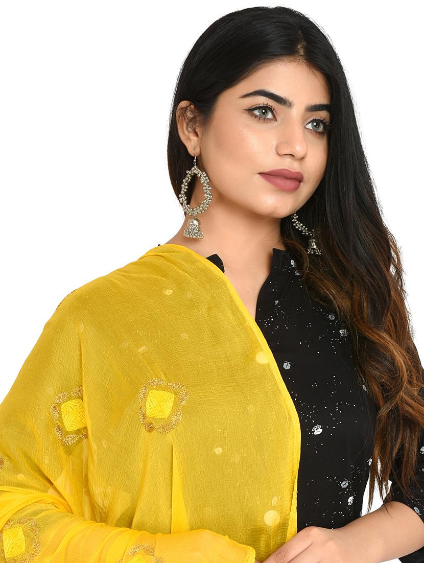 yellow chiffon dupatta - 18320632 - Standard Image - 3