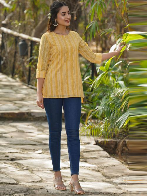 round neck printed high-low tunic - 18321397 - Standard Image - 0