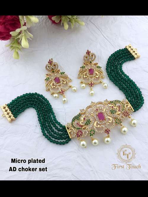 green tone choker necklace earrings - 18323262 - Standard Image - 0
