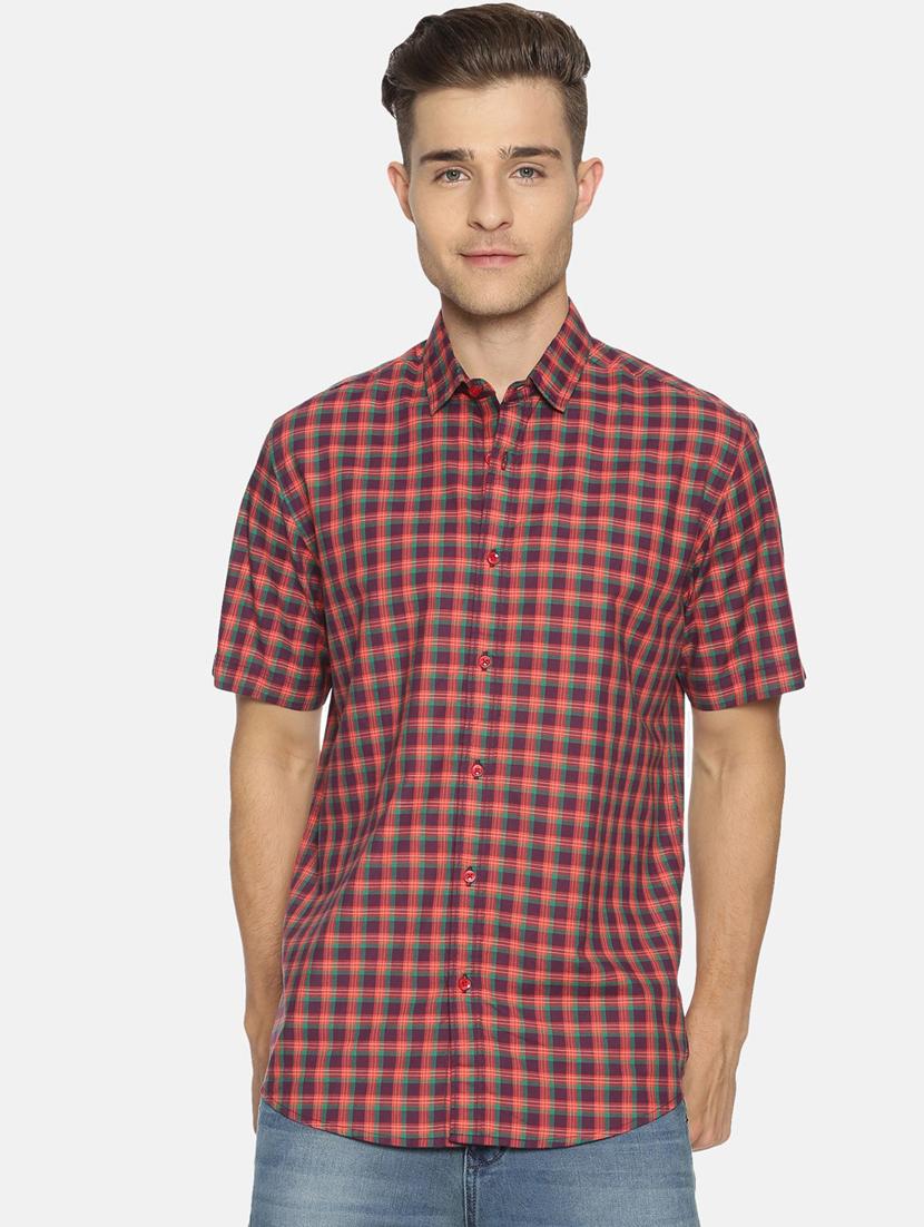 red checkered casual shirt - 18324218 - Zoom Image - 0