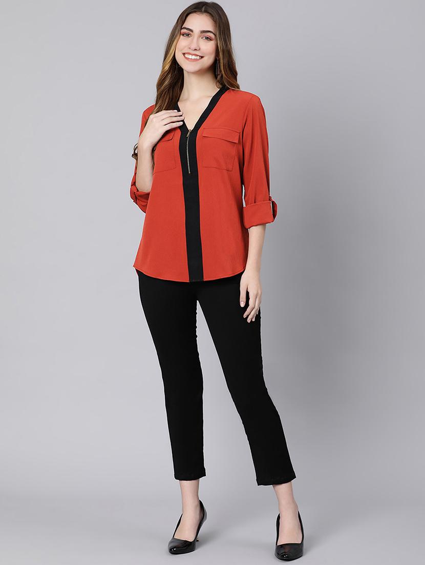 v-neck contrast detail top - 18324609 - Standard Image - 3