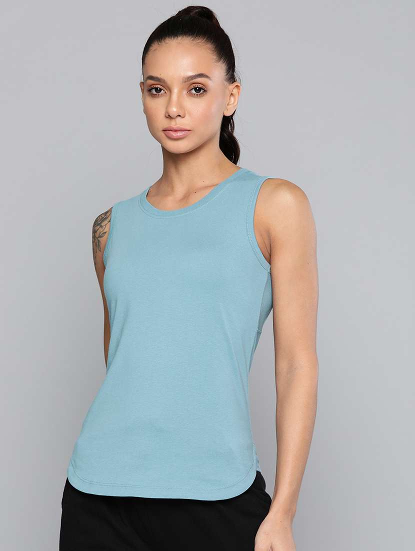 sleeveless solid regular tee
