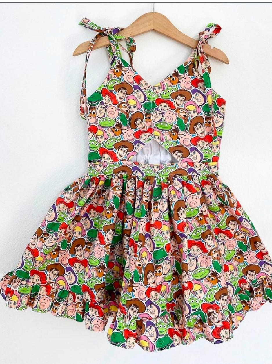 kidswear - 18328875 - Zoom Image - 0