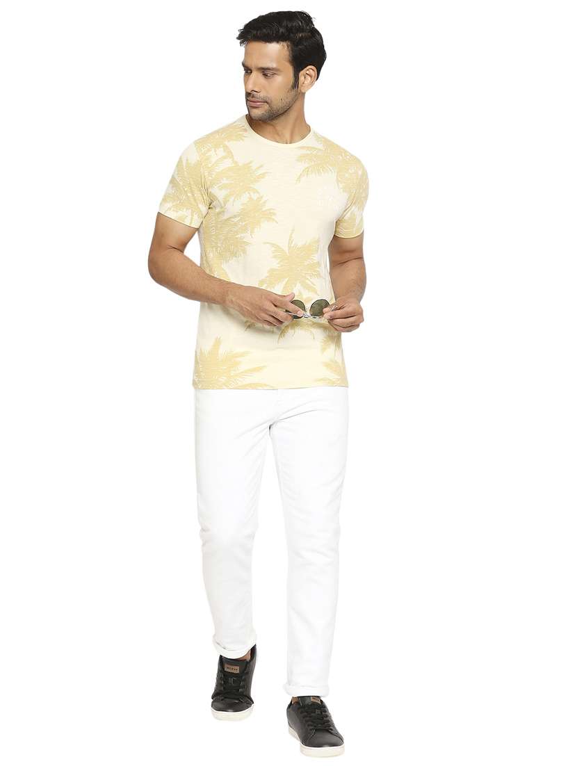 yellow printed t-shirt - 18329913 - Standard Image - 3