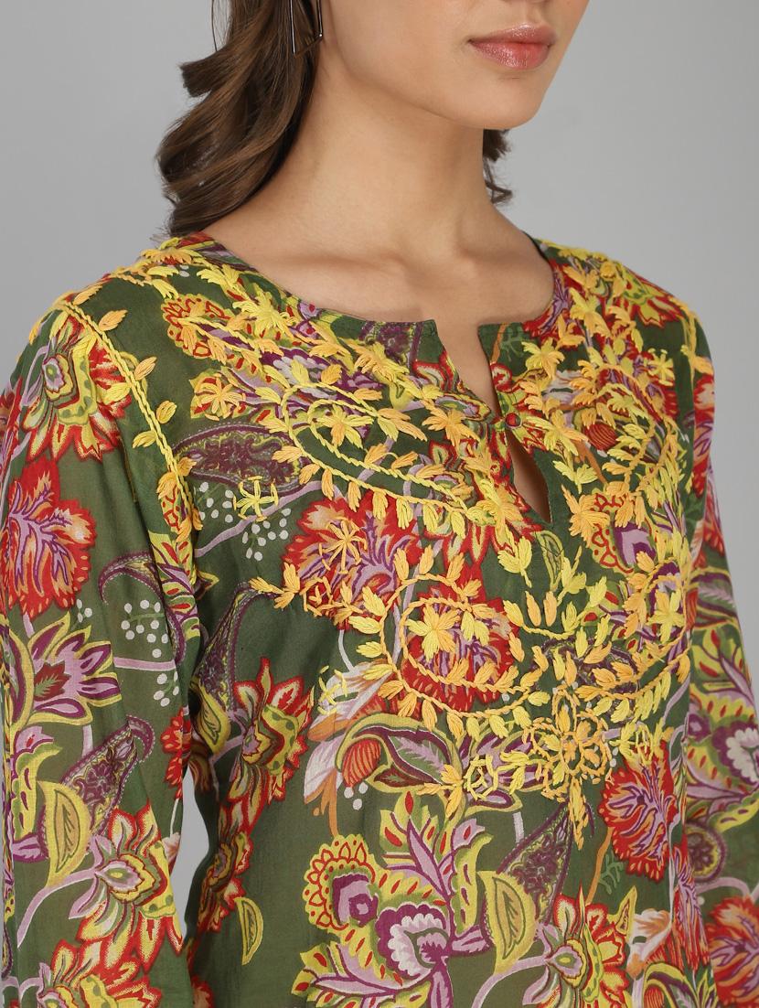 notch neck printed tunic - 18333949 - Standard Image - 5