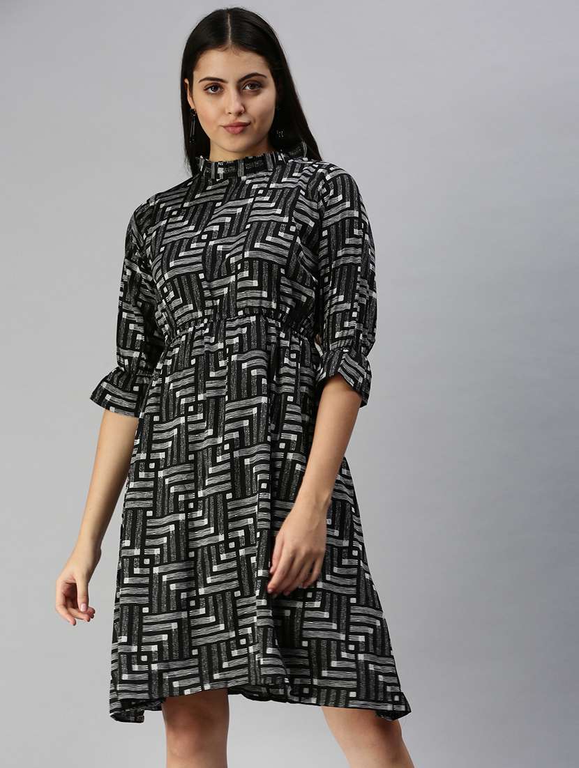 women's  self design dress - 18337294 -  Zoom Image - 0