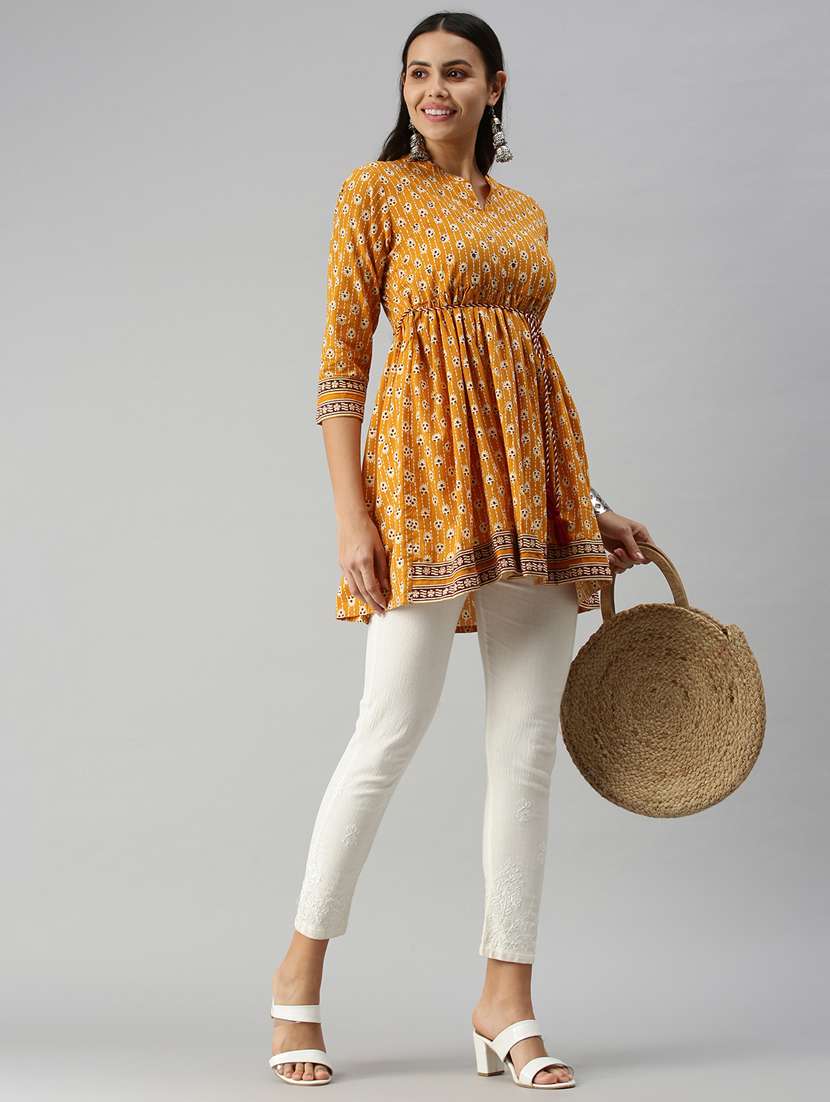 limeroad kurtis below 300