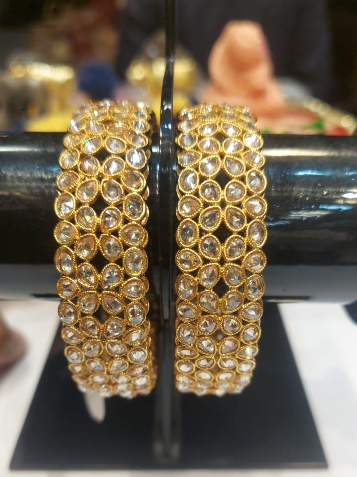 gold plated bangle set - 18342693 - Zoom Image - 0