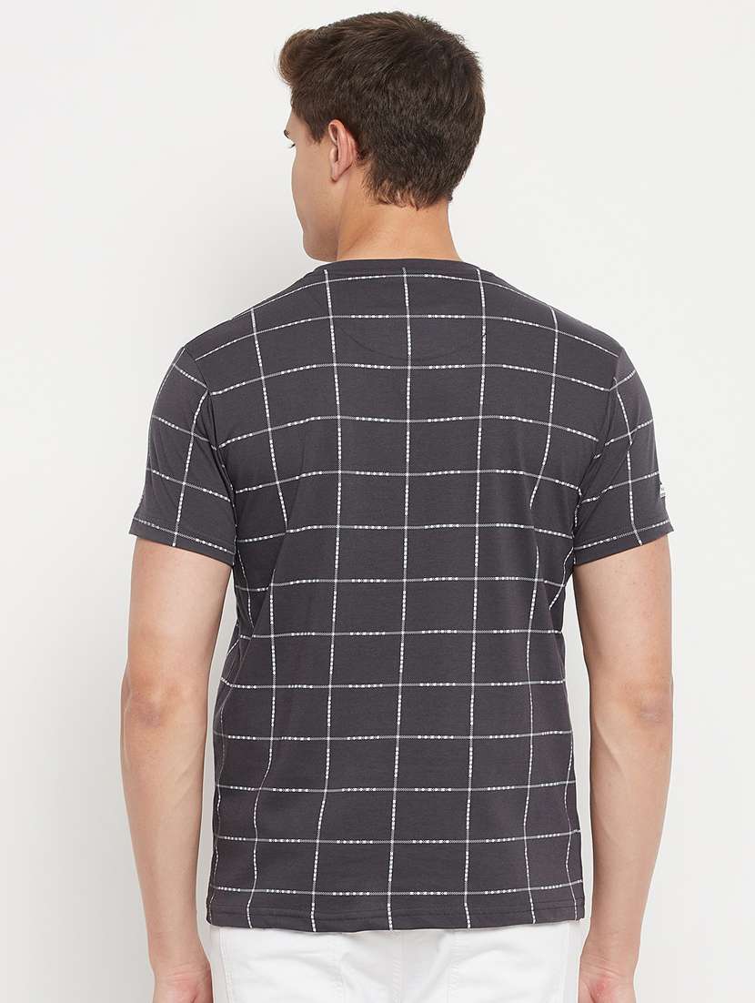 grey checkered t-shirt - 18344713 -  Standard Image - 3