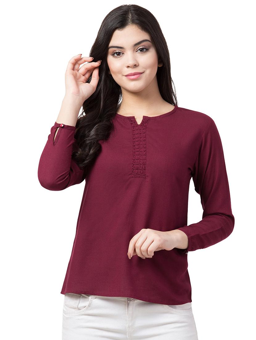 round neck solid top - 18349323 - Zoom Image - 0
