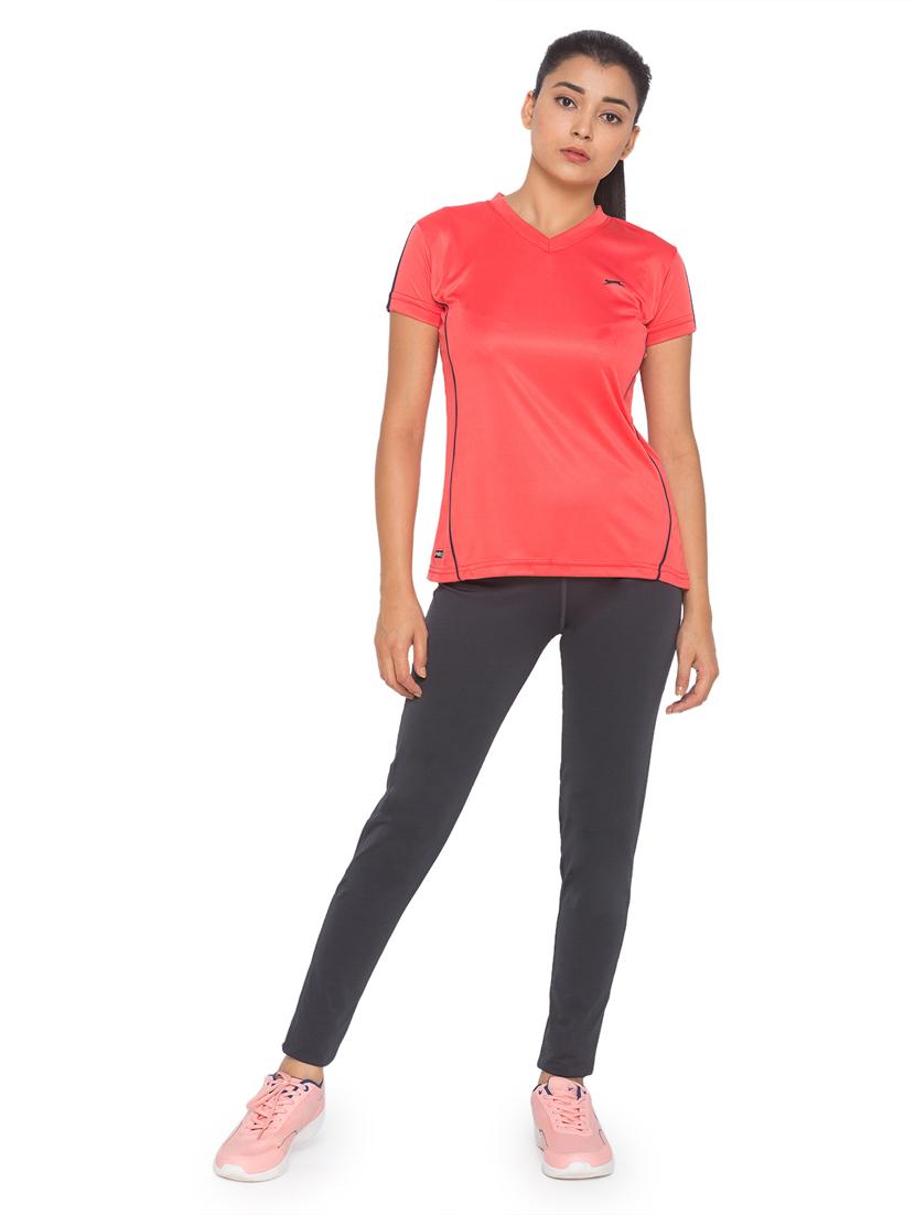 red solid regular top - 18351341 - Standard Image - 3