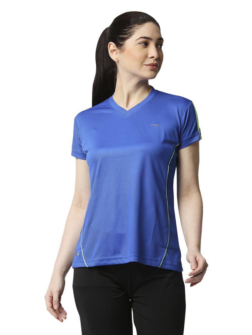 v-neck contrast piped top - 18351348 -  Zoom Image - 0