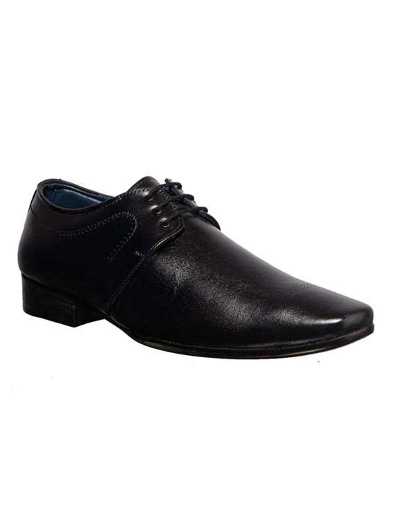 black lace up brouge