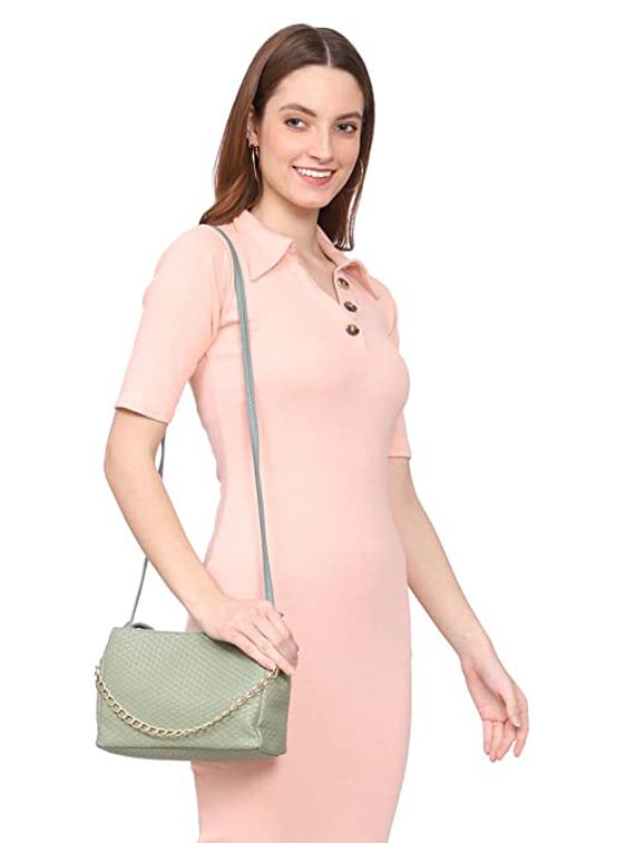 green textured regular sling bag - 18355916 - Standard Image - 3