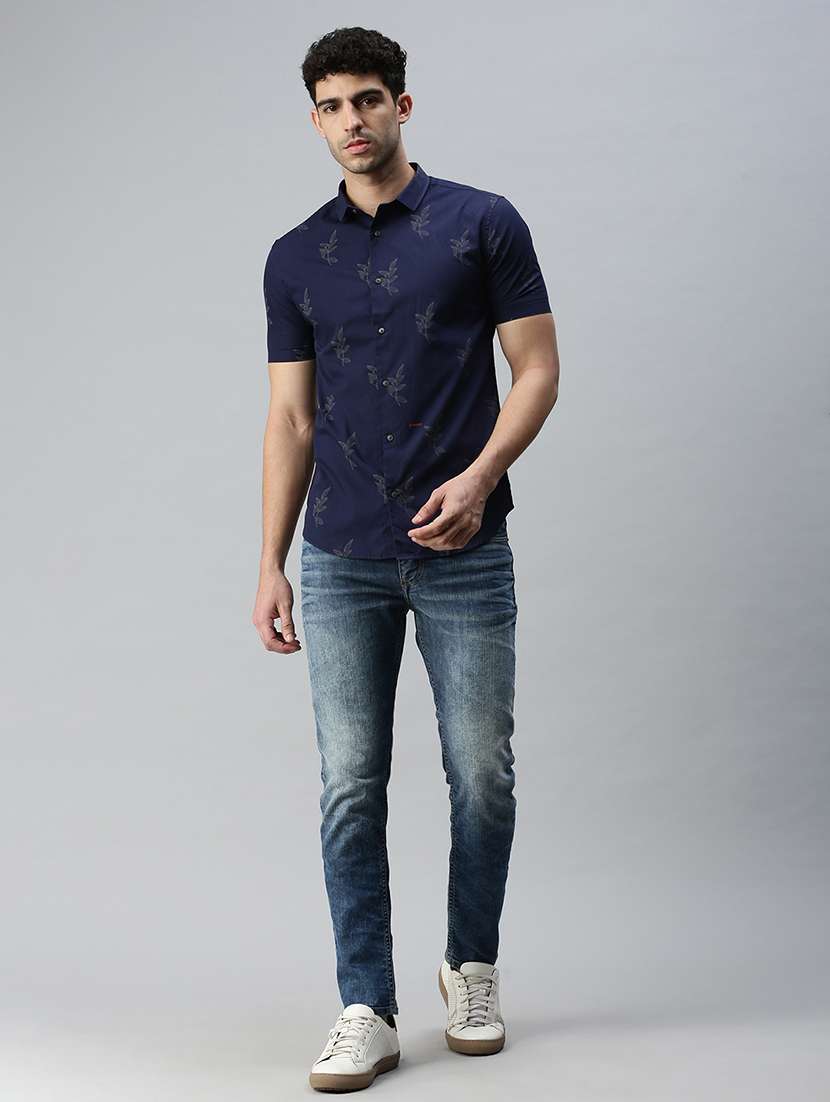 mens leaf print casual shirt - 18356052 -  Standard Image - 3
