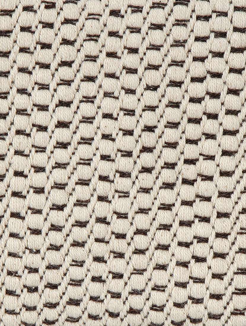 natural embroidered regular pouch - 18358699 -  Standard Image - 3