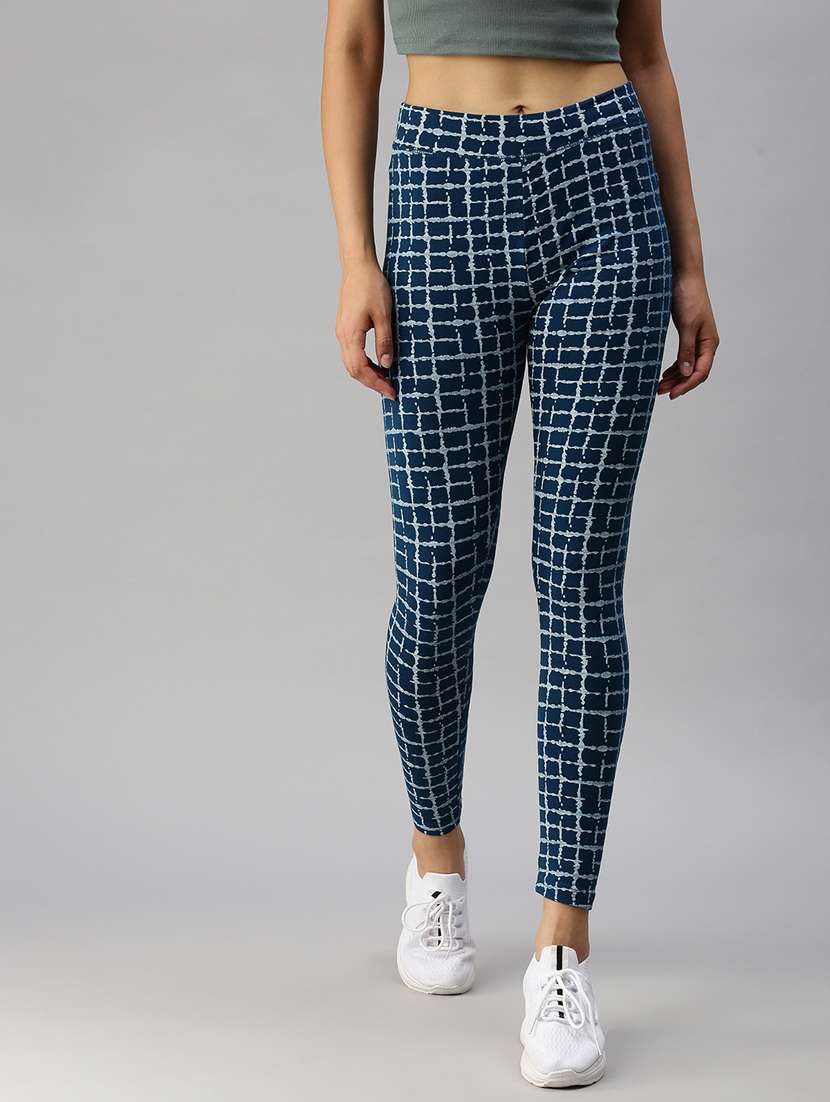 blue checkered ankle length tights