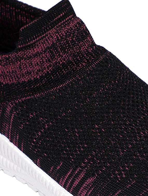 black polyester slip on sports shoes - 18360586 -  Standard Image - 3