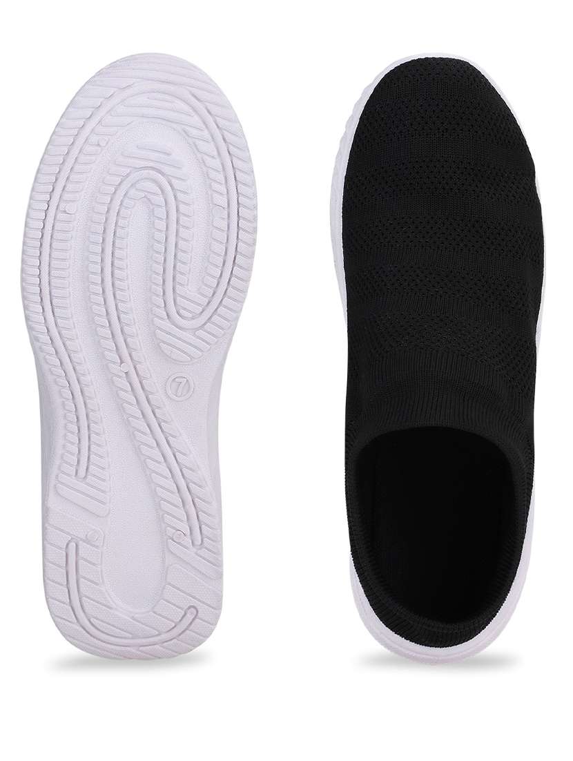 black polyester slip on sports shoes - 18360595 -  Standard Image - 3