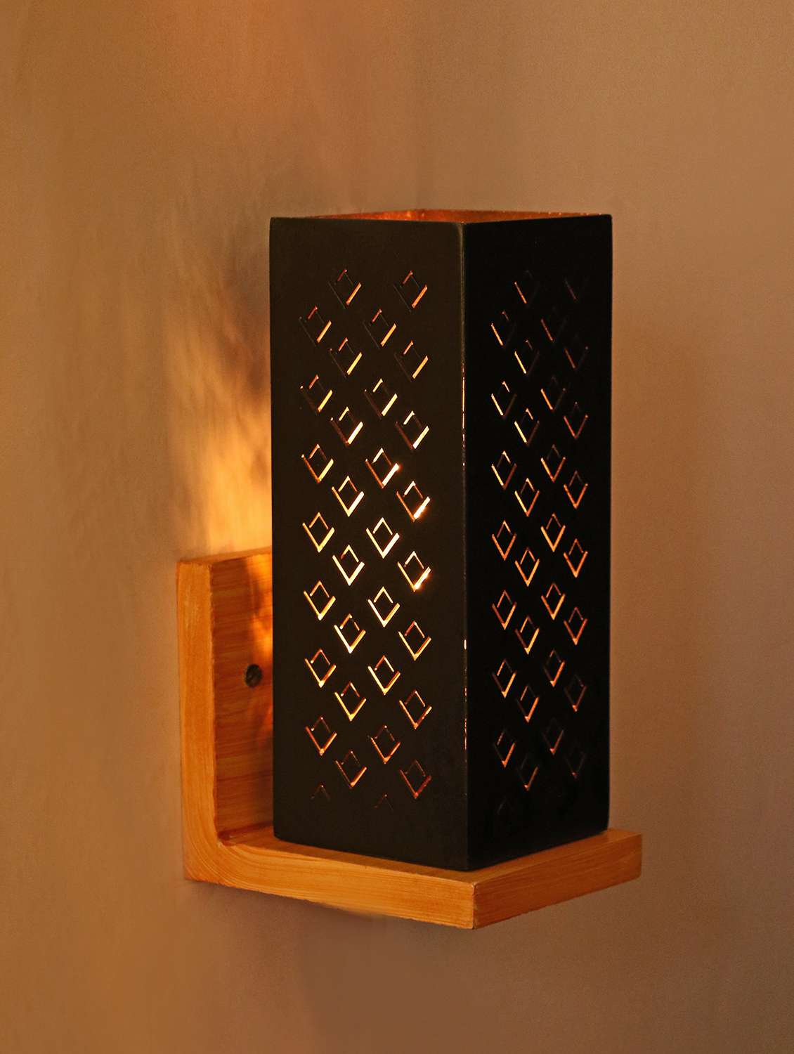 somil designer wooden wall lamp (set of 2)- aa26 - 18365597 -  Standard Image - 3