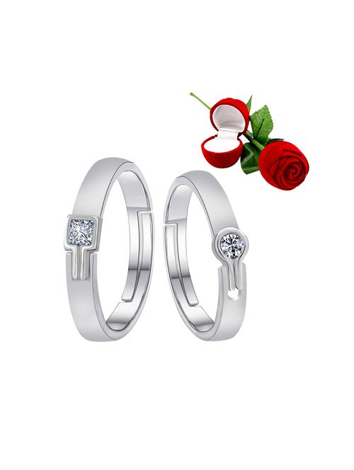 silver plated finger ring - 18369673 -  Standard Image - 0