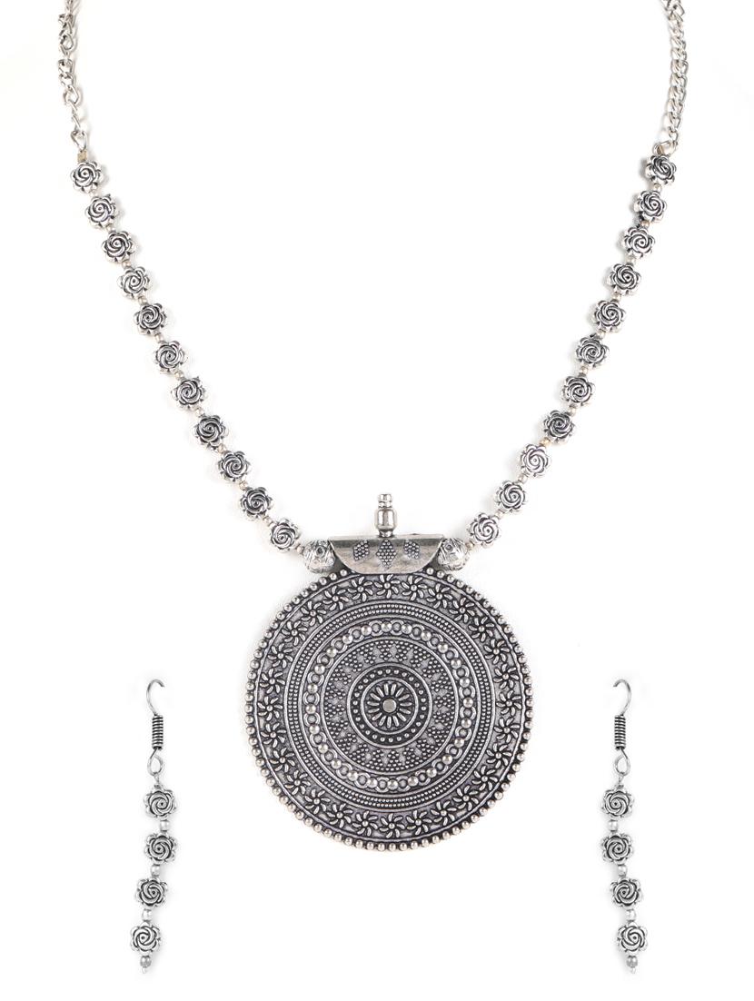 silver plated spherical jewellery set with ring and nosepin - 18373354 -  Zoom Image - 0