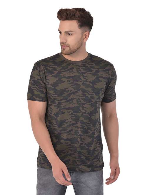 olive green camouflage t-shirt - 18378864 -  Standard Image - 0