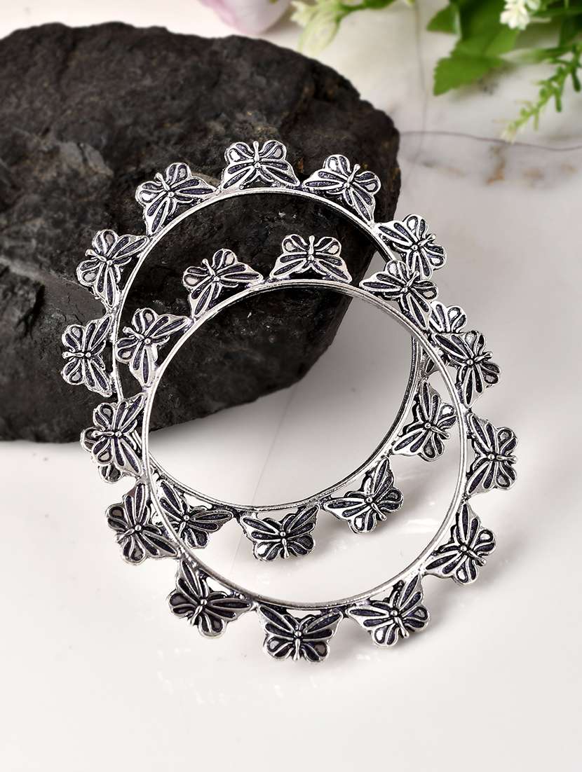 Set Of 2 Silver Toned Oxidised Butterfly Design Bangles