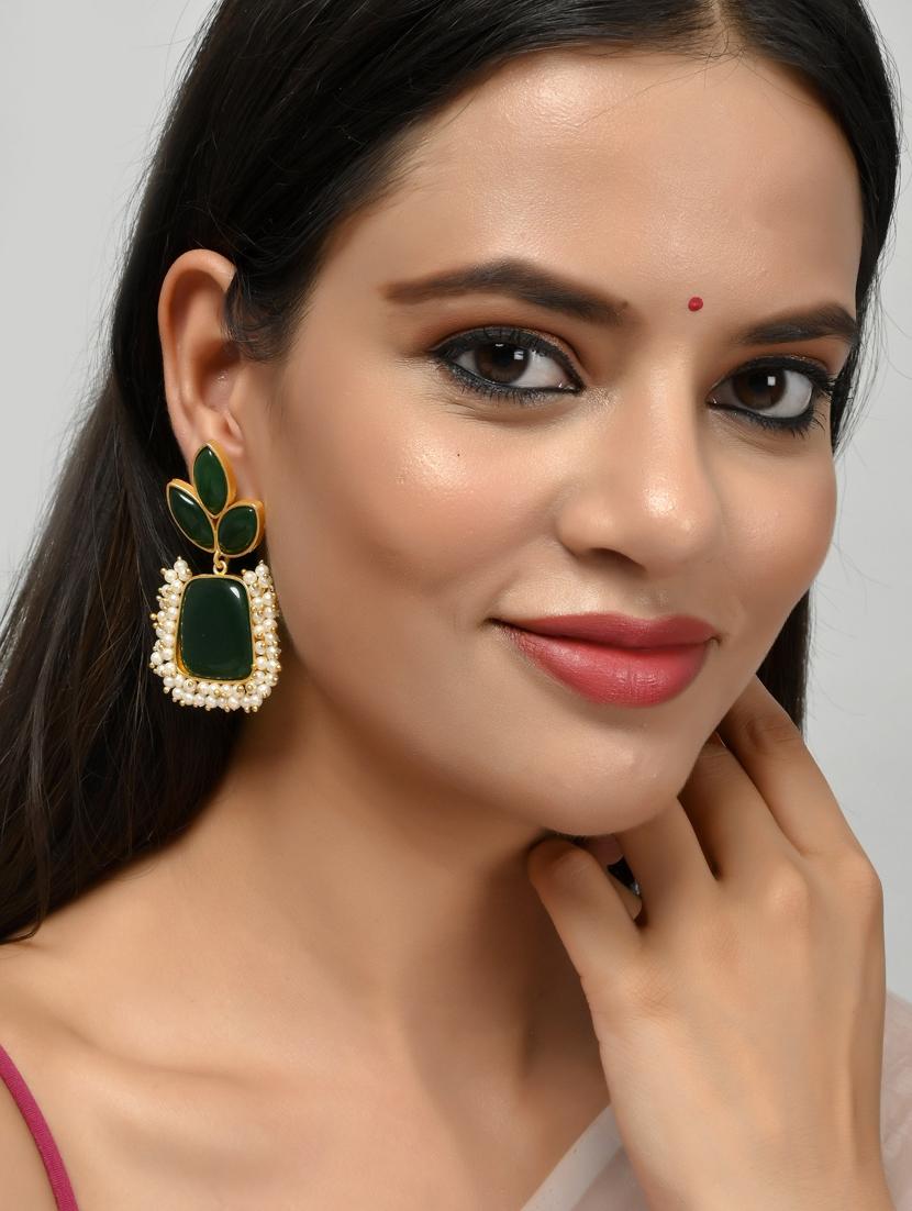 gold brass drop earring - 18381436 - Standard Image - 3