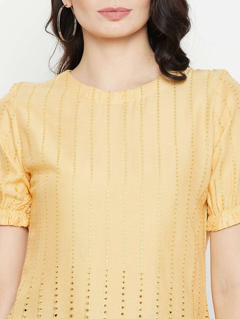 round neck self designed asymmetric top - 18381810 -  Standard Image - 5