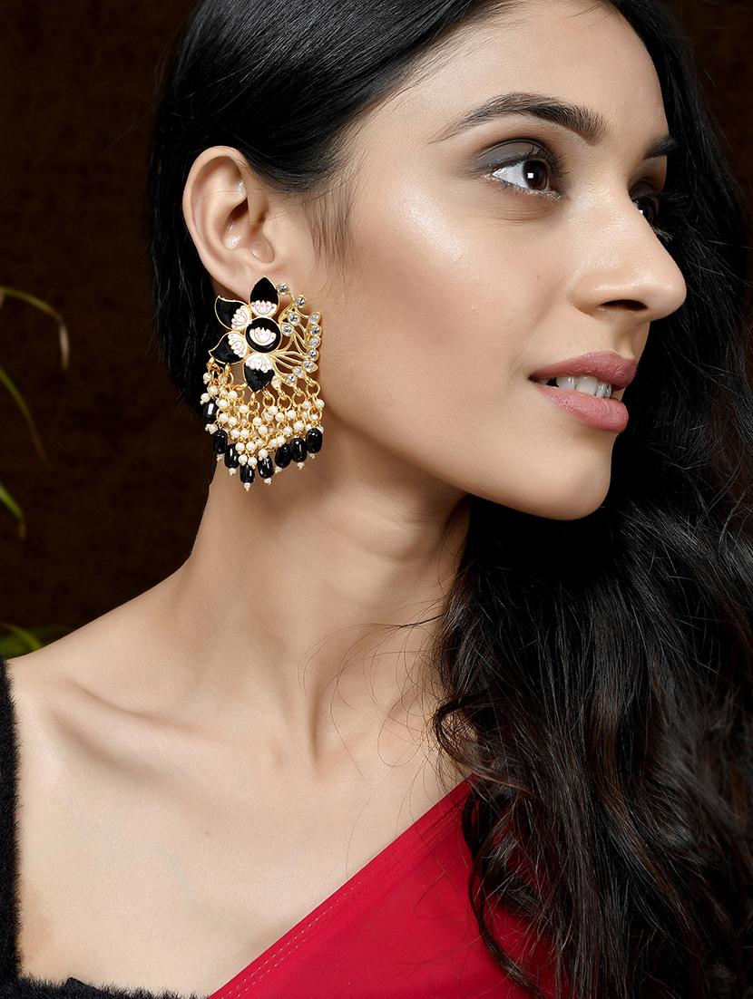 gold plated black toned handcrafted kundan studded floral drop earrings - 18382615 - Standard Image - 3