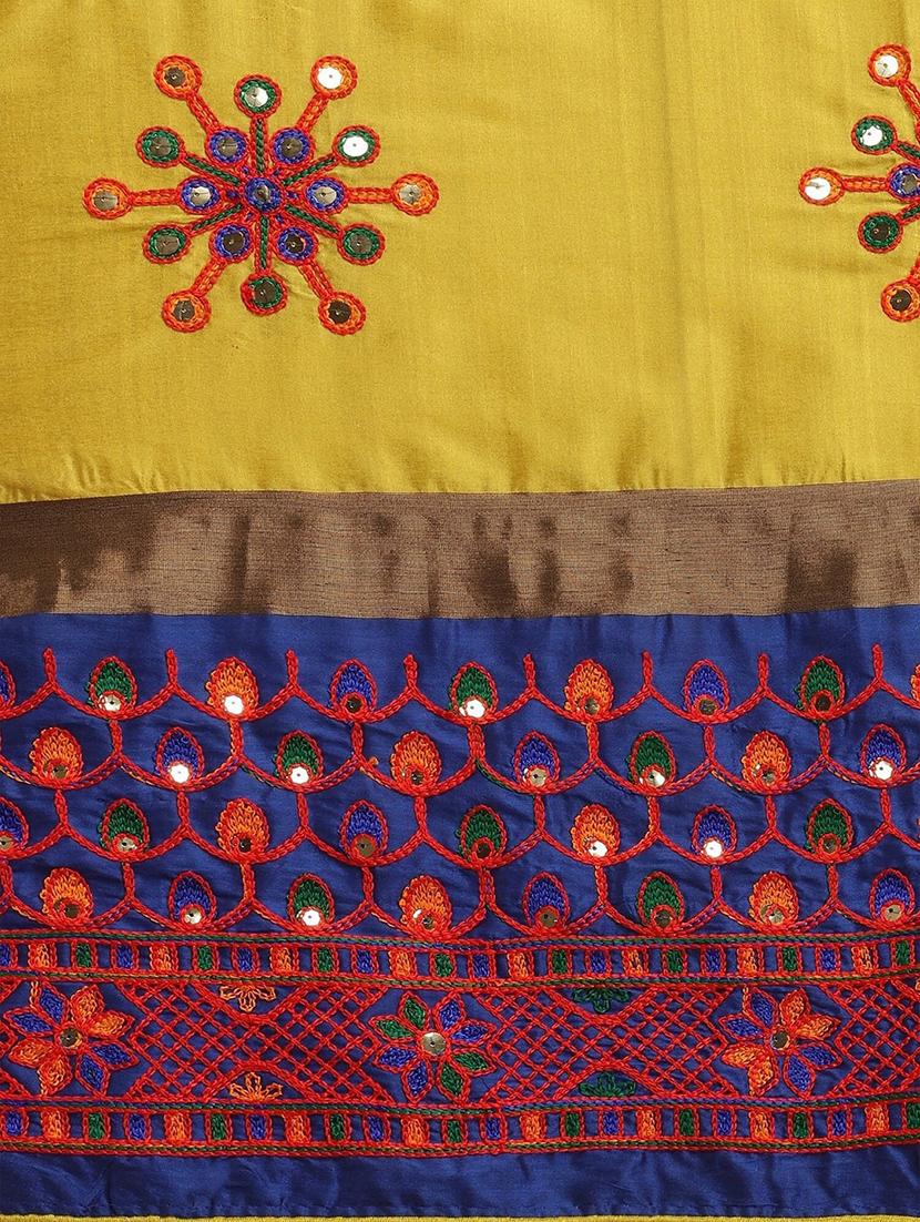 women's embroidered saree with blouse - 18385753 - Standard Image - 3
