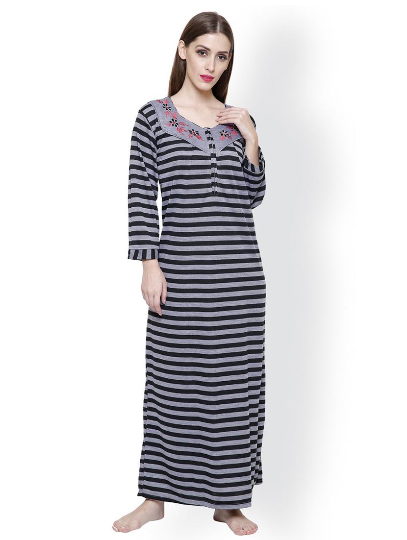 long sleeved printed nighty - 18385872 - Zoom Image - 0
