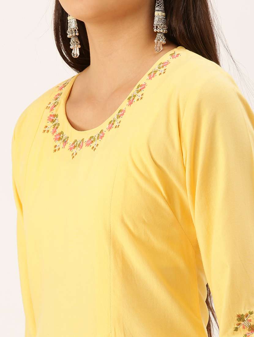 women's straight kurta - 18390216 -  Standard Image - 3